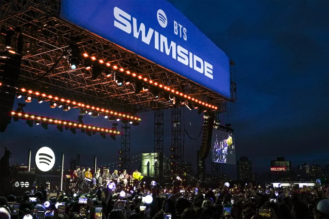 BTS、ニューヨークで民謡「アリラン」の大合唱が巻き起こった