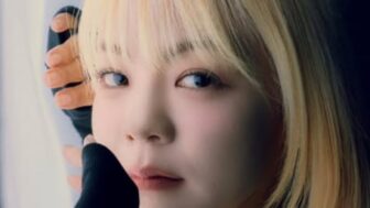 サオリ、清楚なグラビアを公開…「選択と集中」というメッセージが注目を集める