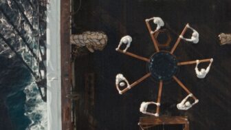 防弾少年団のプレゼントがまた来た...リミックスアルバム「Keep Swimming」発売