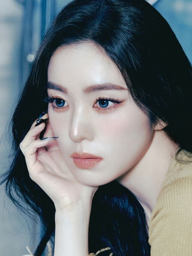 アイリーン、顔はもう...余白のないぎゅっと詰まった美しさ