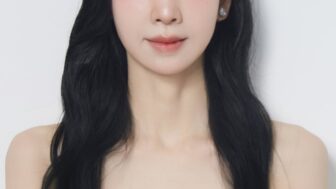 "58歳なの？"ユン・ヨンソの年齢公開後、AI級ビジュアルが話題に