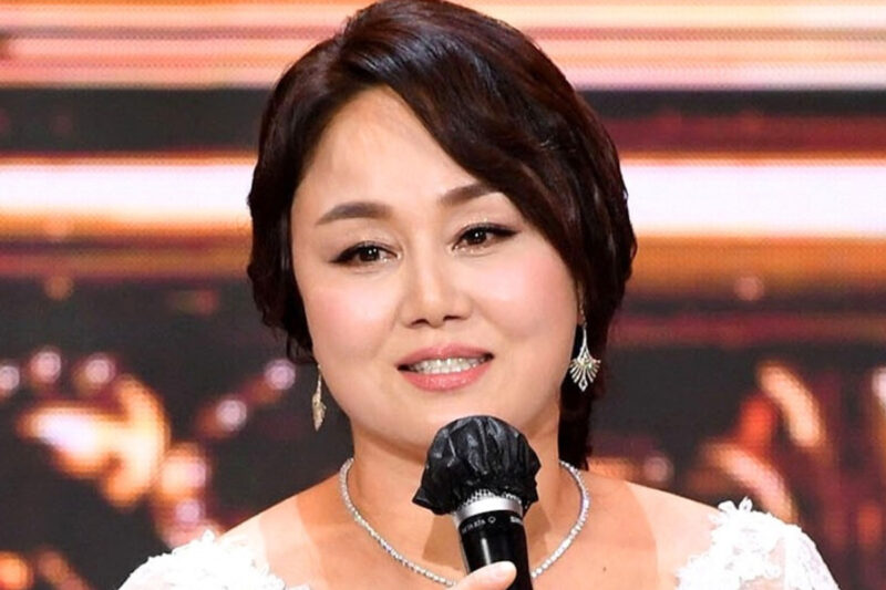 60歳」イ・ギョンシル、健康悪化...急遽「病院行」。