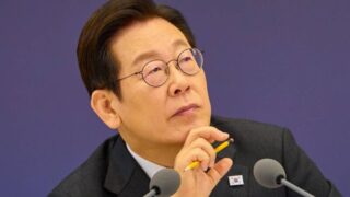 'その卵'謝罪にも...李大統領、相変わらず怒り心頭