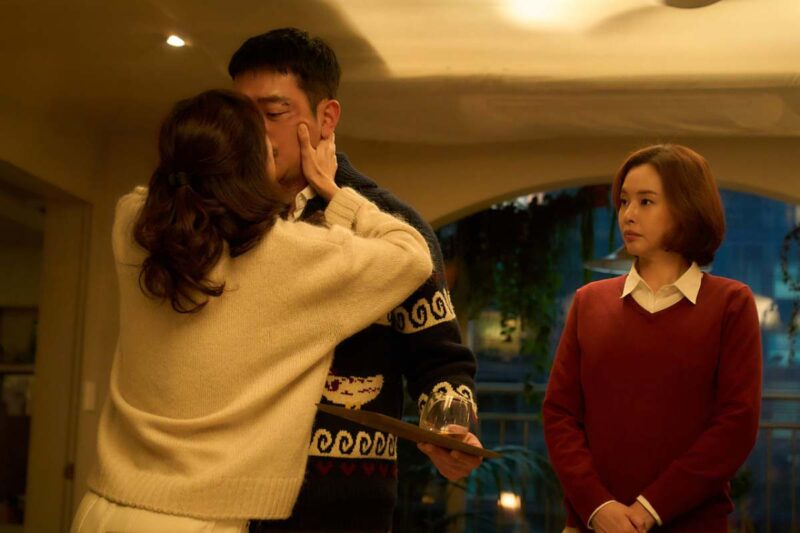 19禁青春映画なのに公開されるやいなや「1位」破格の素材でネットフリックスを席巻した問題の韓国映画