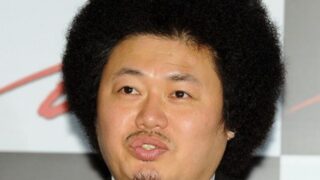 ユンテク、訃報を知らせる...棺を守る中
