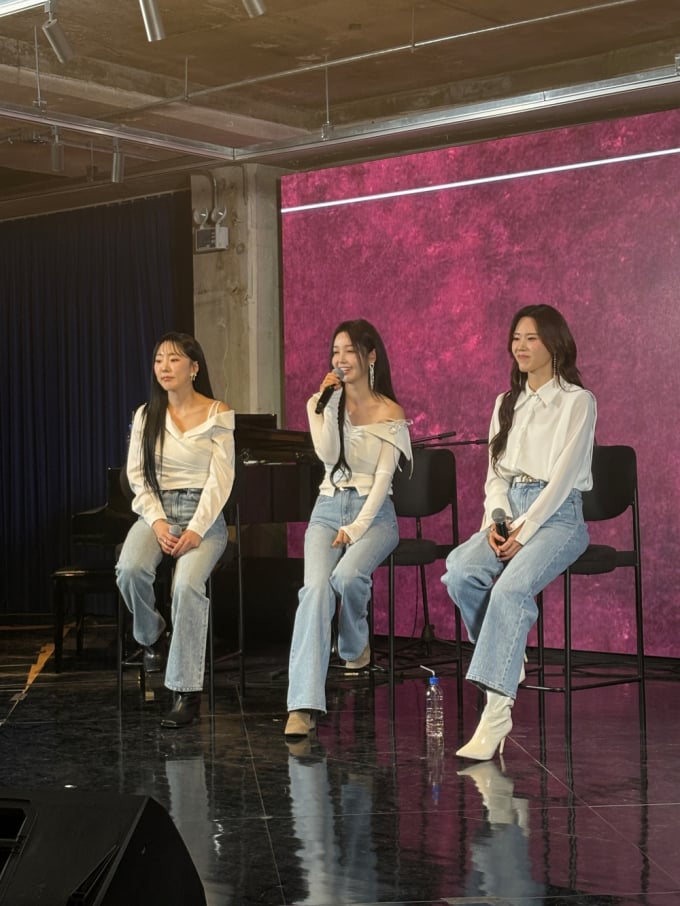 シヤ、涙のファンミーティングを成功させる