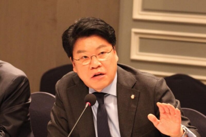 元国会議員、遺体で見つかる...すでに1周忌