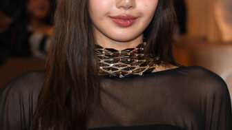 BLACKPINK リサ、ラスベガス「シーザーズパレス」入館...K-POPソロ初レジデンシー公演