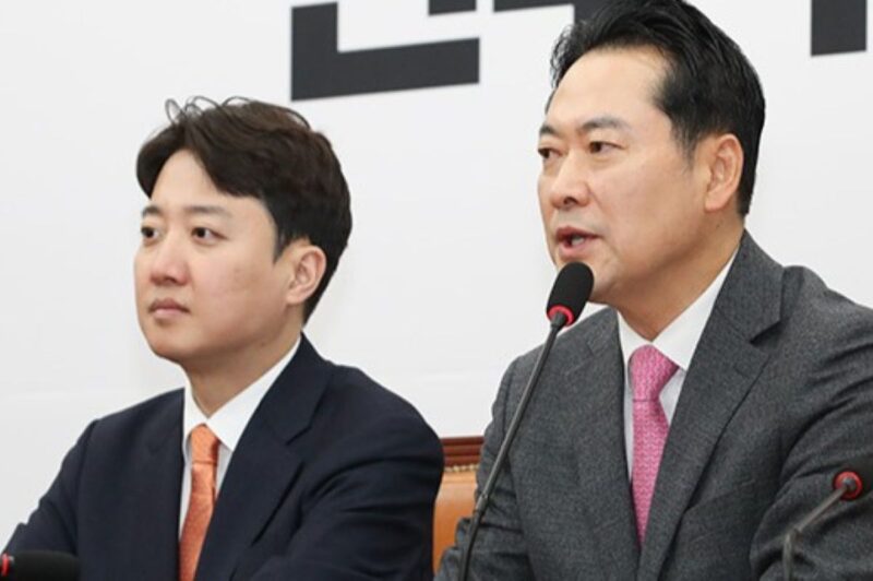 チャン・ドンヒョク-イ・ジュンソク、「野党連合」誕生..."秘密会談をキャッチ"