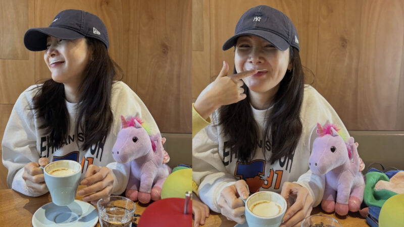 チェ・ジウ(50)、娘とのカフェデートで「ママの顔」 口元に泡をつけたキュートな姿も公開