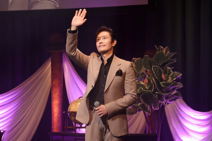 イ・ビョンホン、日本ファンミーティング成功