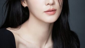 スヒョン、「神の玉」でカンヌシリーズに招待 ピンクカーペットを踏む