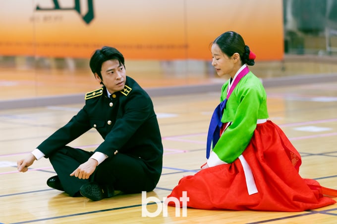 10年ぶりに帰ってきた演劇「ホンド」、イェ・ジヨンヨン-パク・ハソン-イ・ジョンソクが新たに描く[総合］