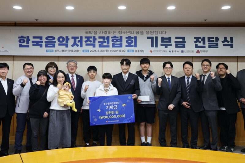 "李大統領さん、国楽を学びたい"...切実な要請に応えた