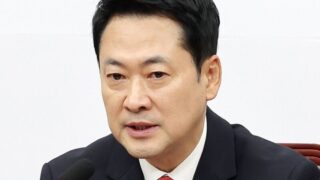 "チャン・ドンヒョク辞任しろ"...国力、本当に「大混乱」。