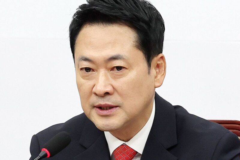 "チャン・ドンヒョク辞任しろ"...国力、本当に「大混乱」。