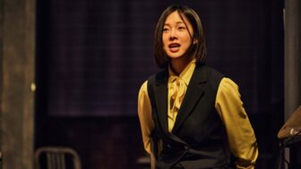 クム・セロク、「仏蘭西金庫」で銀行員に大変身