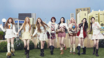 Hearts2Hearts(ハーツ・トゥー・ハーツ)、日本放送版『キャッチ！ティニーピング』のOSTを歌う