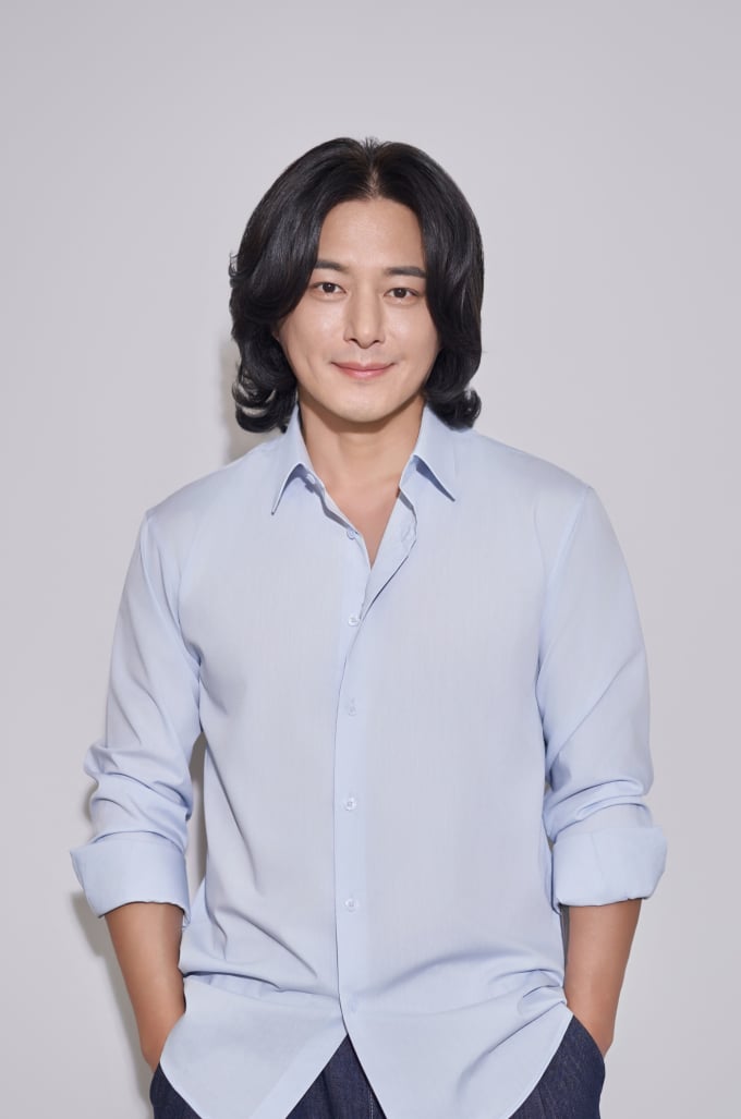 『ドクター・シン』のチ・ヨンサン、スンイエンティと専属契約を締結