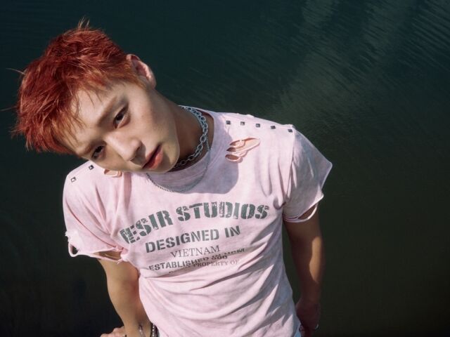 パク・ジフン、口に矢をくわえて…オレンジ髪&そばかすに続く「衝撃の変身」