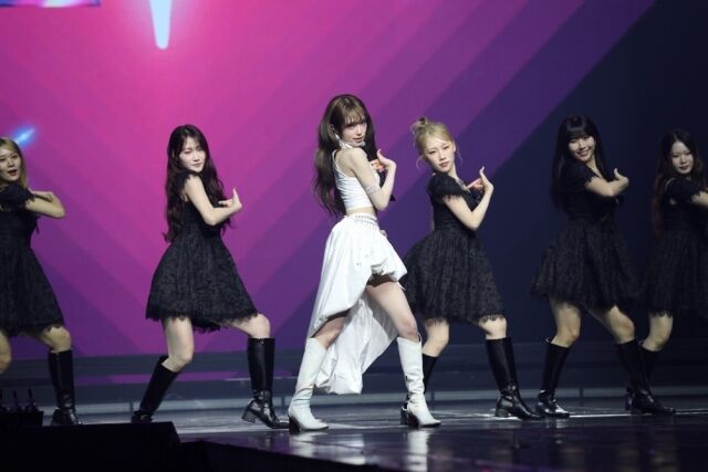 チェ・イェナ、実兄チェ・ソンミンとデュエット披露　仲睦まじい兄妹愛にファン歓喜