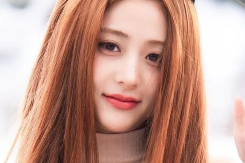 LE SSERAFIMホ・ユンジン、罰金危機の事態に…ファンから抗議殺到