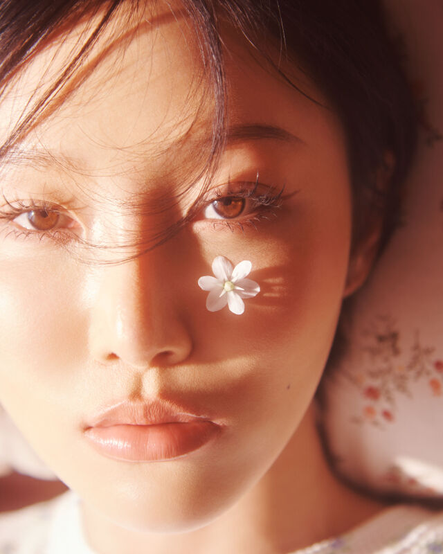 可愛くなったファサ(HWASA)、'Good Goodbye'で6か月ぶりにカムバック···「0から始まる心」