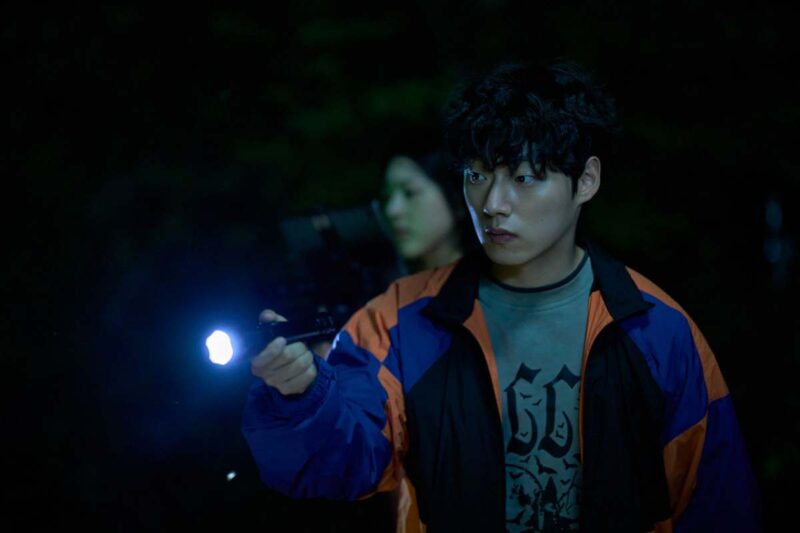 50% 육박 예매율로 1600만 ‘왕사남’ 제치고 박스오피스 1위 대이변 낸 한국 영화