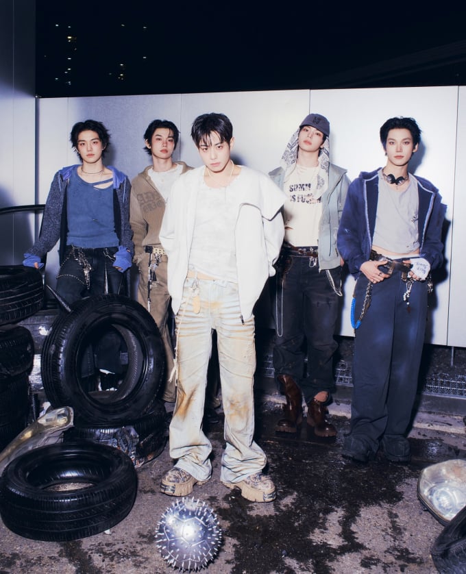 EVNNE、城南FCの勝利を祈願！始球式に登場