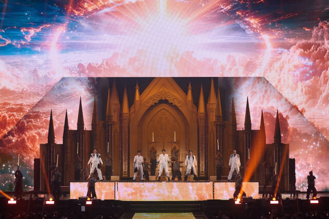 EXO、K-POPの真髄を証明。ボーカル・ダンス・世界観が融合した圧巻のステージ