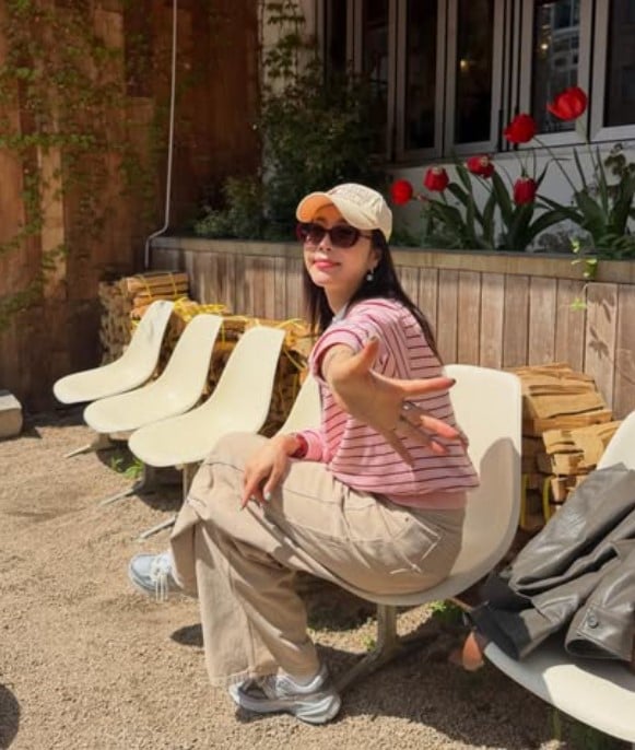 ハン・ダガム、ラフな装いでも隠せない美貌…「癒しのブランチタイム」