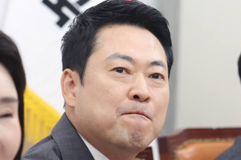 ペ・ヒョンジン議員「呼んでくれる場所がない」と不満を吐露