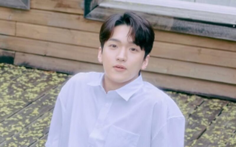 「女性蔑視論」のホン・ソンウォン、健康悪化で全てを降りる