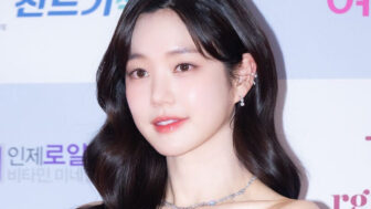 イ・スンギ処刑のイ・ユビ、ファン歓喜の「嬉しい知らせ」を伝える