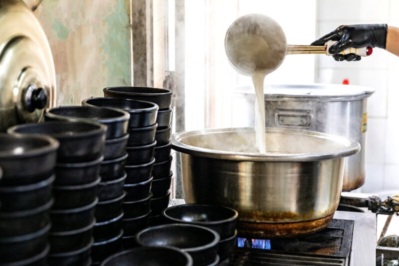 「なぜ日本に？」日本人が選ぶ、意外なコスパ最強の海外旅行先1位は？