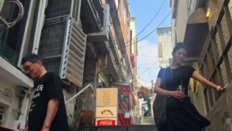 ソ・ユジョン、解放村の路地でコ・ミョンファンとツーショット…「すべてがグラビアのような一日」