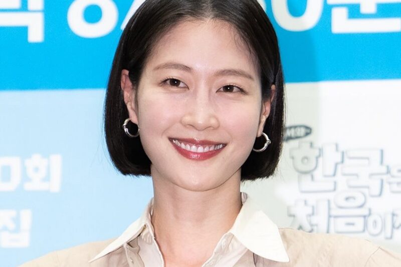 イ・ヒョニ、過労で病院へ…突然の事態に心配の声