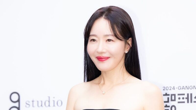 ウンジョン、手術から2ヶ月で…再び歩行へ