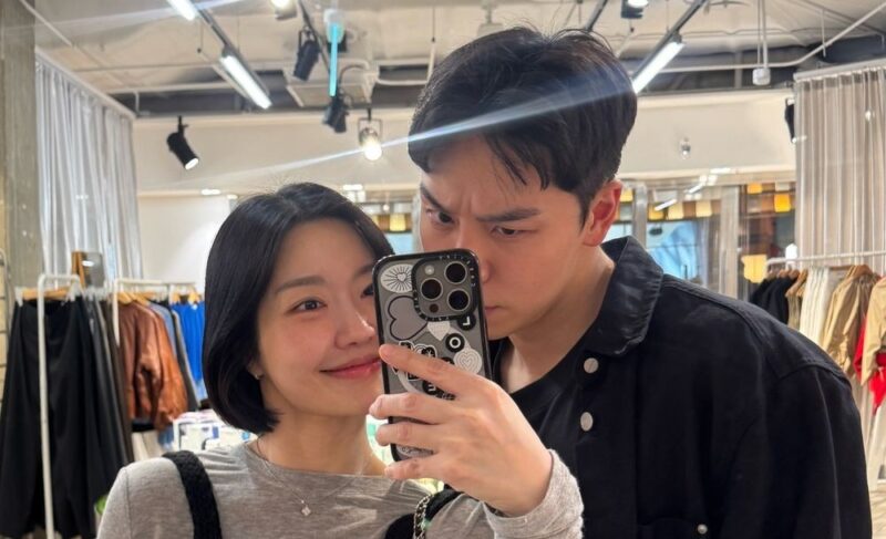 '10歳年下♥'レディージェーン、双子出産後の近況…静かにアップした写真