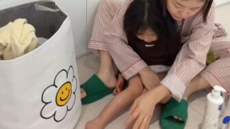 ミニギョル、登園後の「定番ルーティン」を公開…「家に帰るとすぐにベッドへ」と共感の声が