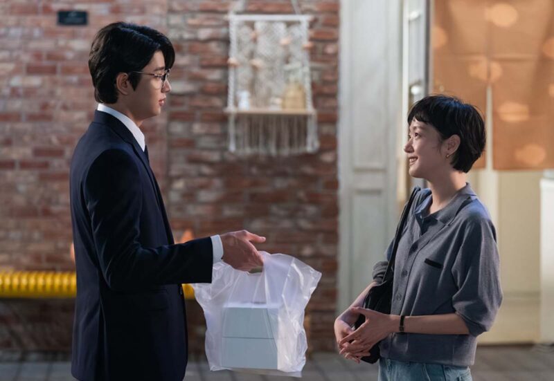 10歳差を感じさせない…「年下より若く見える」奇跡の美貌を誇る韓国女優の秘訣とは？