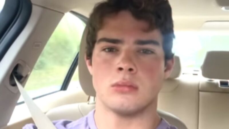 「53万人」フォロワーのクリエイター、ハンマーで顔面殴打し→結局病院へ…「薬物過剰摂取」