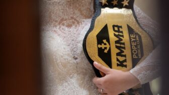 『フィジカル100』のシム・ユリ、4月の花嫁