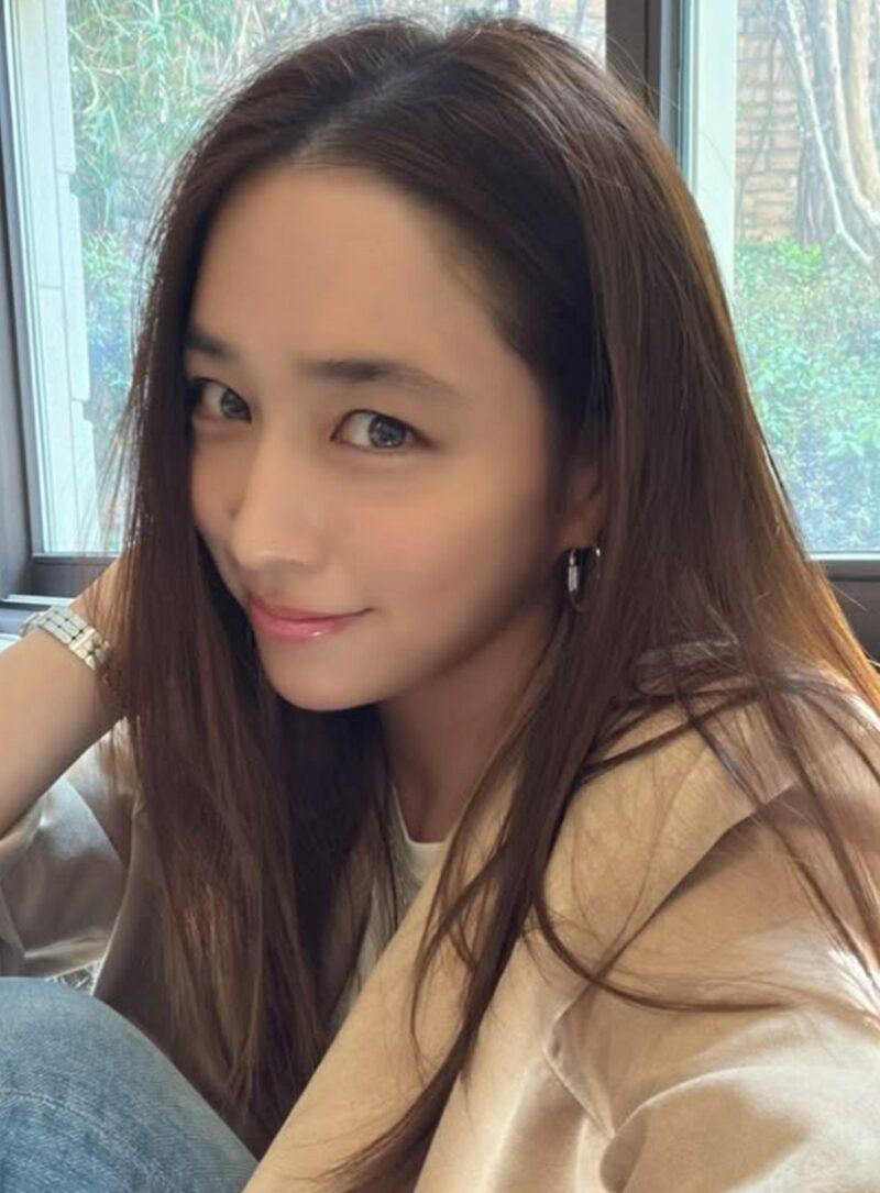 「イ・ビョンホン♥」イ・ミンジョン、すっかり成長した娘ソイちゃんの写真公開…「時間が経つのが早すぎる」