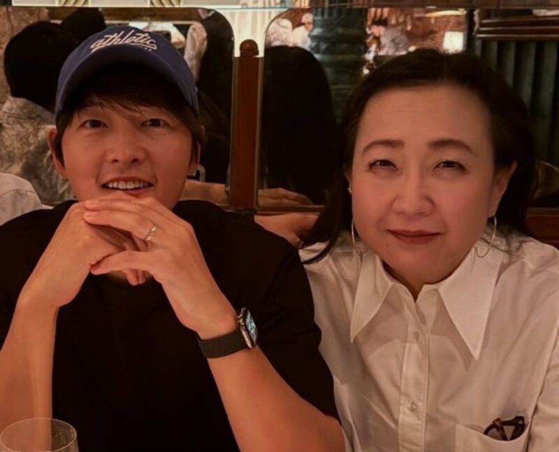 40歳ソン・ジュンギ、2児の父とは思えない「童顔」ビジュアルをニューヨークでキャッチ