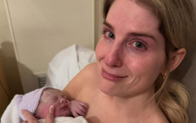 「代理母出産論争」有名女性歌手、夫との「不和」を告白…「すれ違っている」