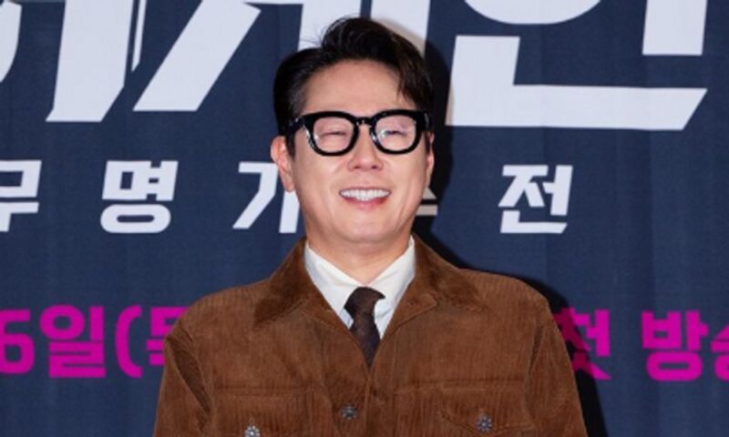 「親友」チャン・ハンジュン＆ユン・ジョンシン、「王様の男」大ヒット後初の共同バラエティ出演…30年の友情をアピール（「オクムナ」）