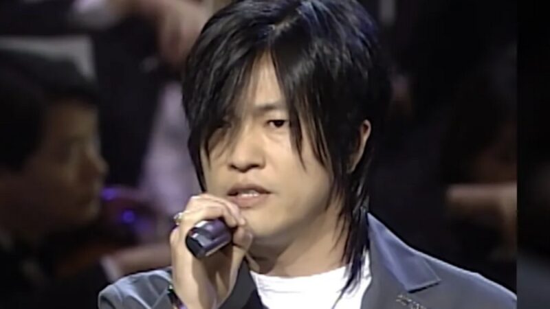 キム・ジョンミン、「悲しい契約式」で大ヒットも後悔の嵐…「歌手じゃなく俳優をやればよかった」（『ラジオショー』）