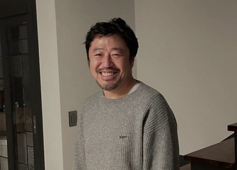 「ワン・サナン」デザイナー、カミングアウト→突然の投稿削除…「15年間、心が沸き立っている」