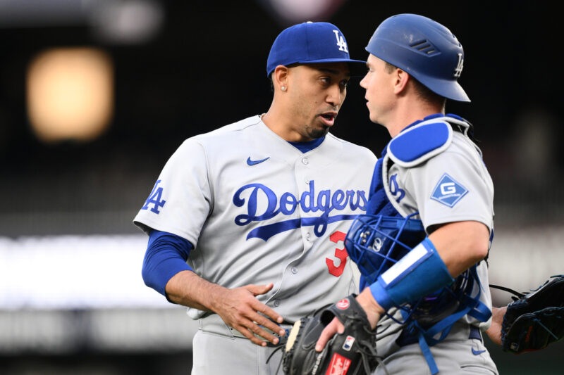 ドジャースに激震…1015億円投じた守護神ディアスが肘の手術で離脱、止まらぬ救援陣の受難